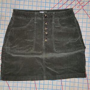 So Corduroy Button up skirt with pockets front and back
